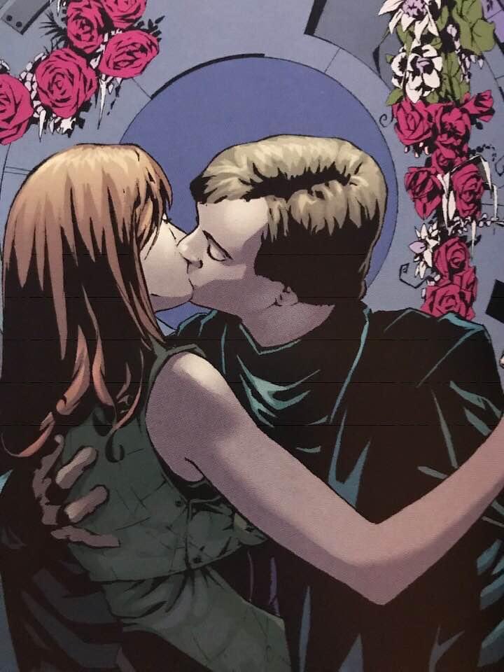 realmallard1's tweet photo. On this date in 2000, the Star Wars Union comic TPB was published. Detailing Luke and Mara’s wedding. #StarWars #UnionComic #ForceBond #JediTeam #StarWarsComics #LoveisStrength 💞❤️🦆 https://t.co/qe47cVyMMD