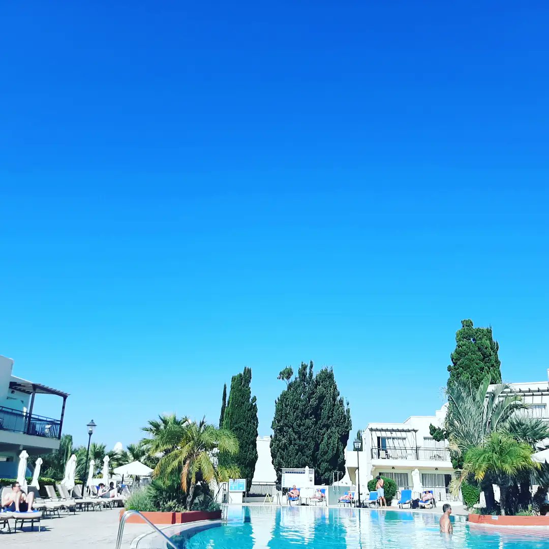 Clare75GBTT's tweet image. September sunshine......
So would do anything to be back @louispaphosbreeze
#cyprus #september2021 #paphos #louispaphosbreeze #sunshine