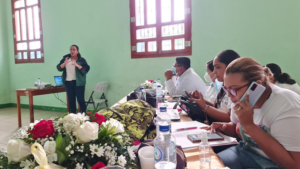 🐸🐸📝¡El MINSA con su Banco de Sangre en #Nicaragua revisa las metas de las Colectas de Sangre Voluntaria en Rivas y Carazo, asegurando cumplir con el mandato de #DanielMiPresidente2021 y #SaludParaElPueblo 
<a href="/EFIMMS2020/">Escuela Formación Ideológica del MMS ❤️🖤</a> <a href="/MinsaNicaragua/">Ministerio de Salud Nicaragua</a> <a href="/BisturiDePaz/">Javier Acevedo B.</a> <a href="/ChalecosAmarill/">©halecos Amarillosᴳᴸᴼᴮᴬᴸ 🍀ʷAͤNͣOͬNͤYˡMͤOᵍUͥSͦⁿ</a> <a href="/AcesChile/">ACES - CHILE</a>