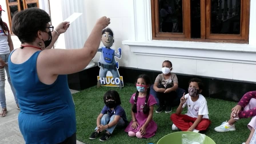filven_cultura's tweet photo. Los más #chamitos de la casa tienen su espacio consentido en #Filven2021 para que desarrollen su creatividad entre juegos y colores.
¡Los esperamos en el Pabellón Infantil con muchas sorpresas!
#LeerIndependiza https://t.co/PhpldFxGWH
