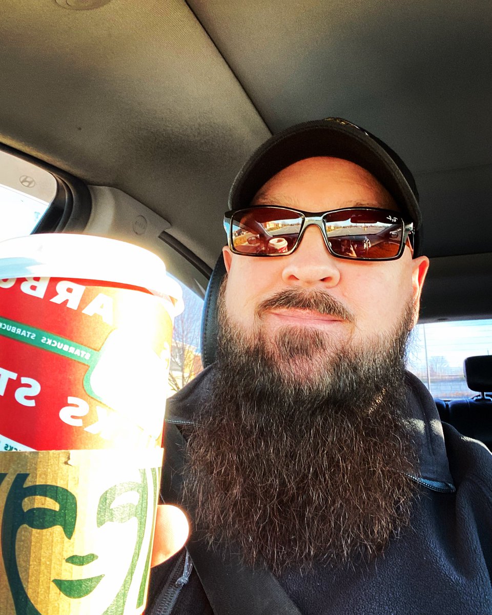 Dre7964's tweet photo. First stop of the day… Starbucks! 👍😋❤️🇨🇦 https://t.co/8VQIbRSl6x