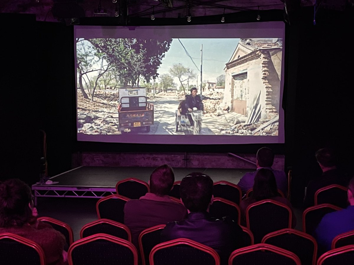PaulMorris_Eng's tweet photo. .@CommonGood_ now showing #TheHumanScale @citiesforpeople a brilliant way to close an awesome first event 👏 https://t.co/NnpGTcOmr5