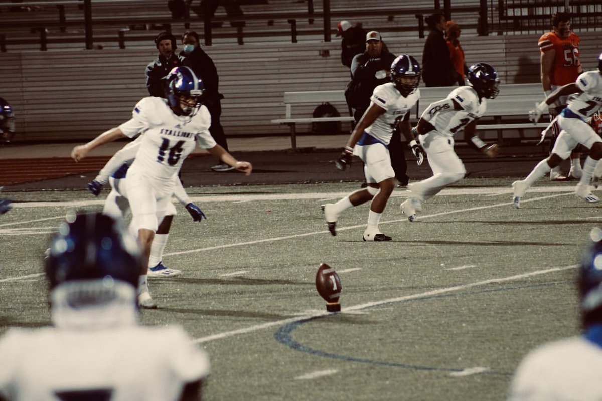 GeoAlm16's tweet photo. Blessed to have been part of this team @NM_StallionFB https://t.co/SqzYDdekOE