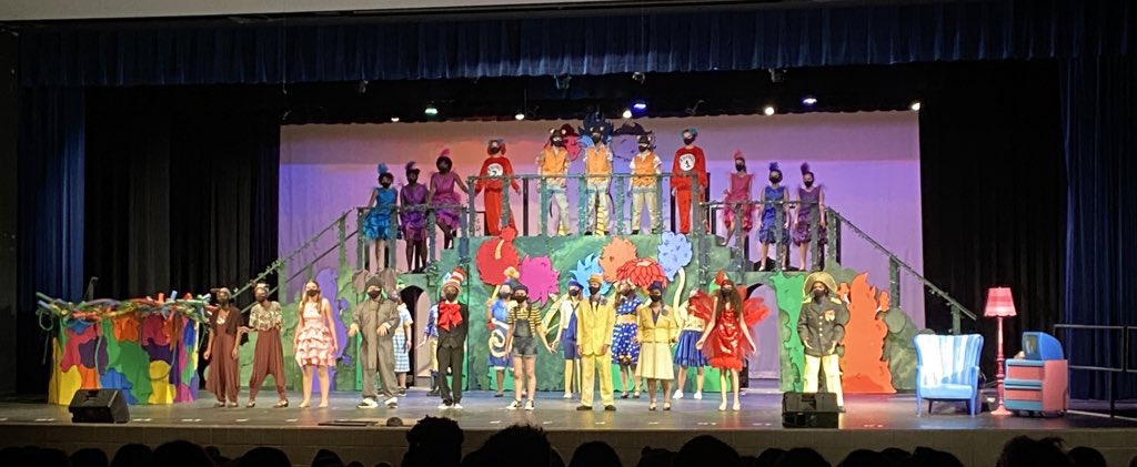blake_stage's tweet photo. Come see Seussical this weekend or next! Email blakestagecompany@gmail.com for details. https://t.co/WmJStu5Wqk