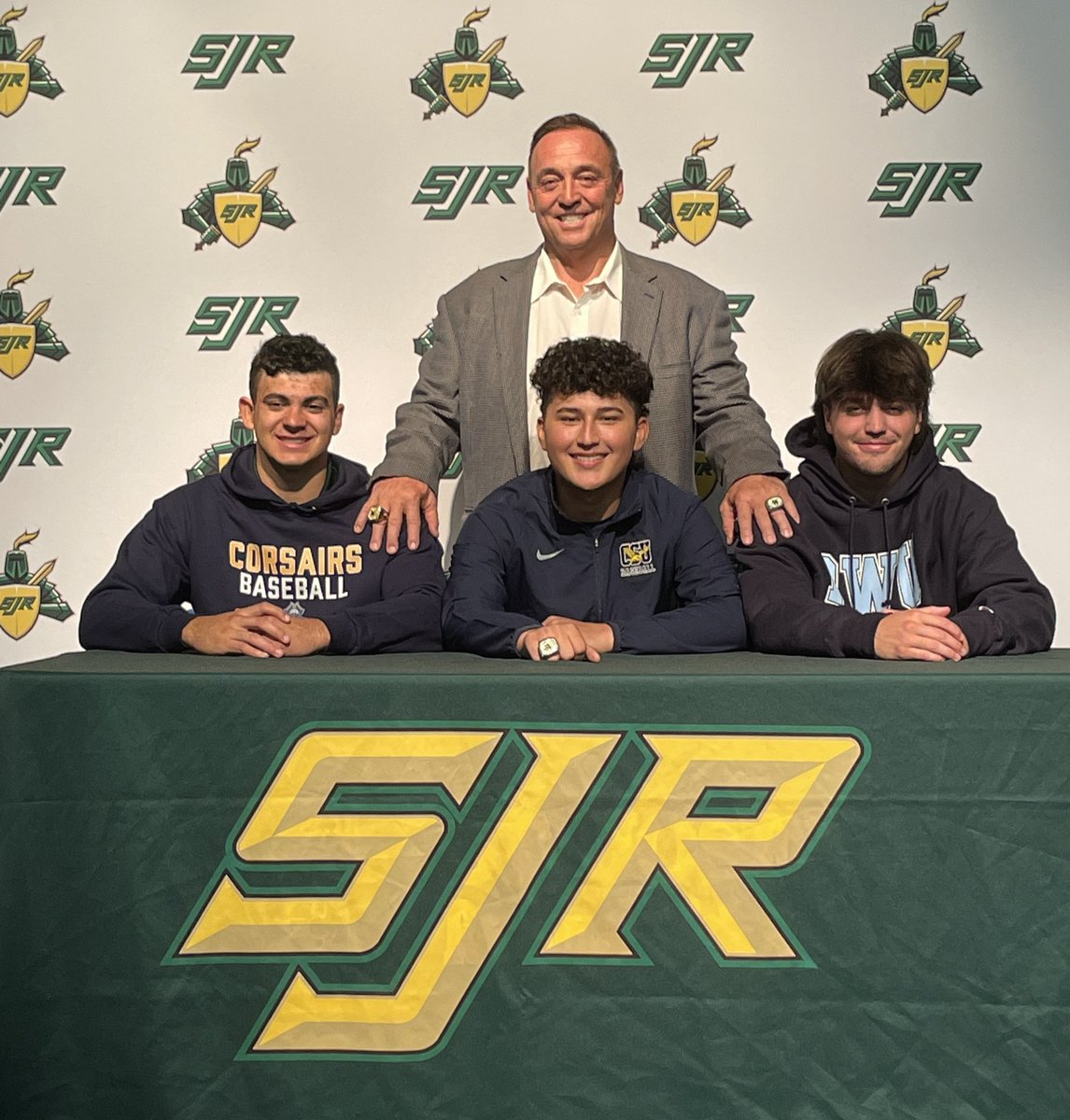 SJRBaseball's tweet photo. Congratulations Stephen Carozza @SCarrozza6 UMass Dartmouth, @angel_colon23 Coppin State &amp; @mattfernandez__  Roger Williams Univ. We are so proud of you! 📚⚾️ @NJScom @northjersey @VarsityAces #nli #SigningDay2021 https://t.co/YKGPYWPDJr