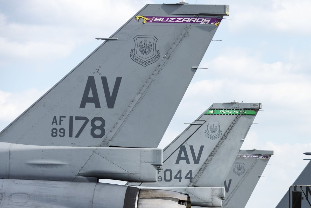 CoronetEast's tweet photo. The final 31st FW F-16s returned from Shaw AFB #KSSC to Aviano airbase #LIPA as #TREND51 flight today, November 10 2021. Supporting tankers on this #ALTRV Coronet East 016 were #ROMA71 (86-0037) #ROMA72 (63-8035) and #ROMA73 (58-0030). Oceanic clearance: https://t.co/kLYpzULjgU https://t.co/GdEfSwTFqI