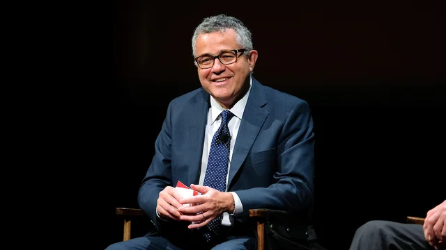 thehill's tweet photo. CNN's Toobin: "Good news" for Rittenhouse is he's "not on trial for being an idiot"
https://t.co/hgRDAHJxS2 https://t.co/XQvl16IlZr