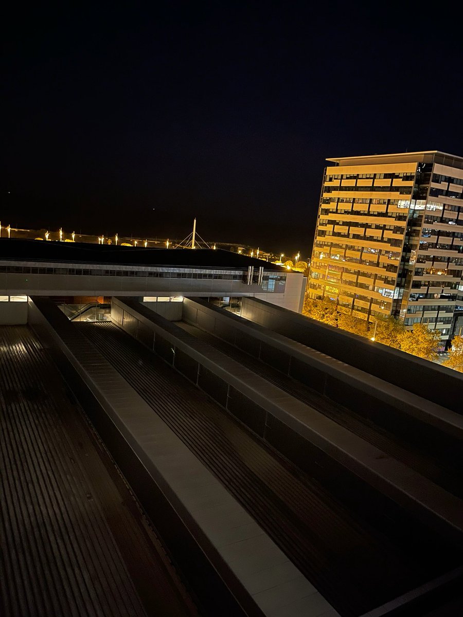 Ph_A77's tweet image. إلى الشاطىء ابيه بكلمة راس