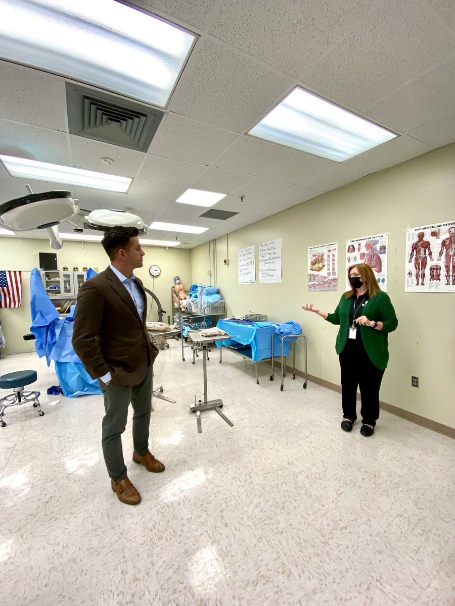 ocpsotc's tweet photo. Thrilled to welcome @HenmackIII today for a quick stop into our @otcorlando campus - we toured health science programs like surgical technology and patient care assisting, reviewed renovation plans and highlighted progress we are making on IET. #GetThereFL #FLTechColleges https://t.co/W0TT1KMhkr