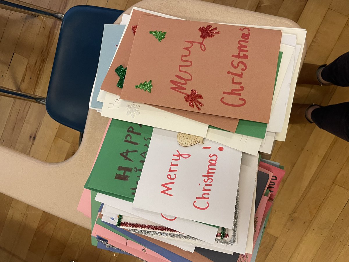 TaylorFortner10's tweet photo. We love Bulldog Care Day!
Today I was able to partner with another teacher where our classes made cards and goodie bags for a local nursing home. I love that our school encourages these opportunities to give back. @RCSBulldogs #studentsgivingback #supportyourcommunity https://t.co/0LvV0Y9LWN