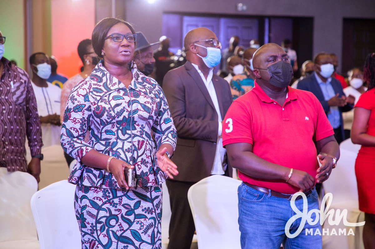 elikem_divine's tweet photo. Pictures from #ThanksGhana
#JMTours https://t.co/gbE8dxDngV