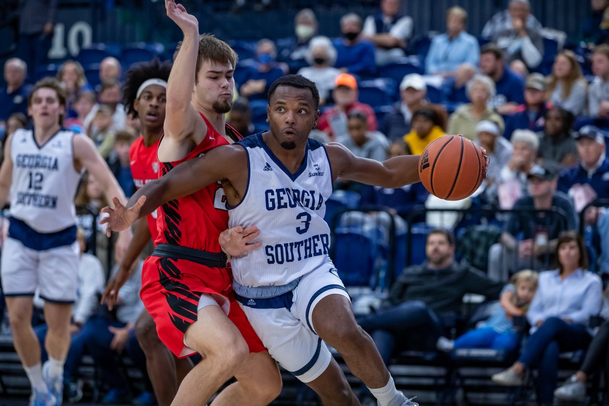 GSAthletics_MBB's tweet photo. Game One Photo Gallery📸

🔗: https://t.co/MGZxfUSas7

#HailSouthern https://t.co/RmOeD90qKz
