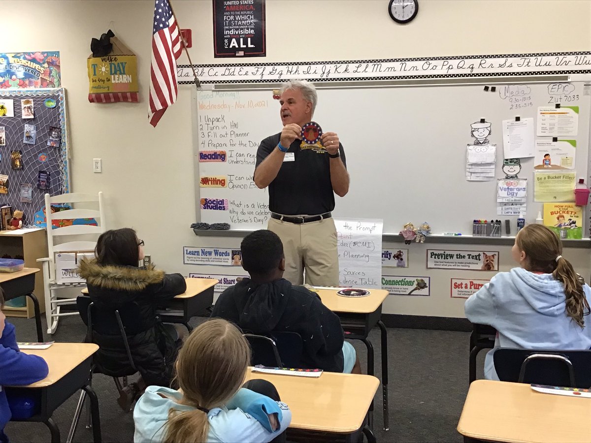 debbie_eckstein's tweet photo. Eckstein Ss enjoyed our guest Veteran, Mr. Greg Thomas! We learned so much about the Navy. Thank you to all our Veterans 🇺🇸
@PGE_Stars https://t.co/I3dxEralFx