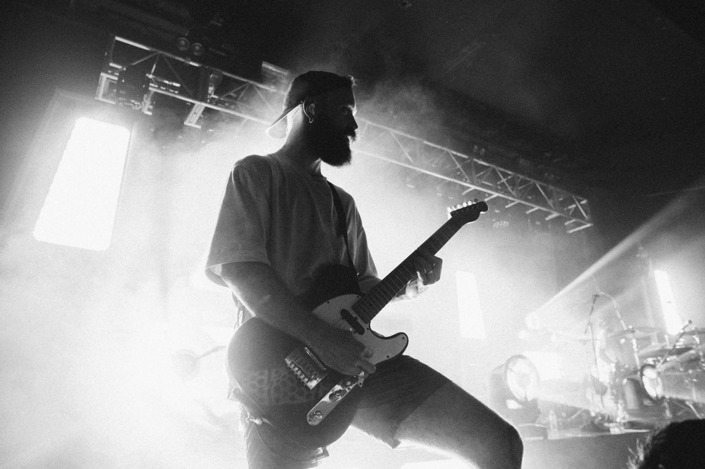 DONBROCO's tweet photo. BRISTOL 🧡 @BrookerCanTweet https://t.co/j7Tas6c33G