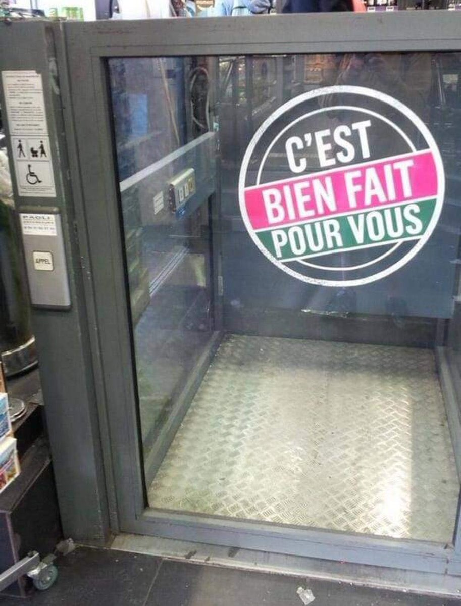 Abderrr_'s tweet photo. monoprix vous avez pas d’pitier pour l’ascenseur handicapé mdddrr https://t.co/R2dczHjvfS