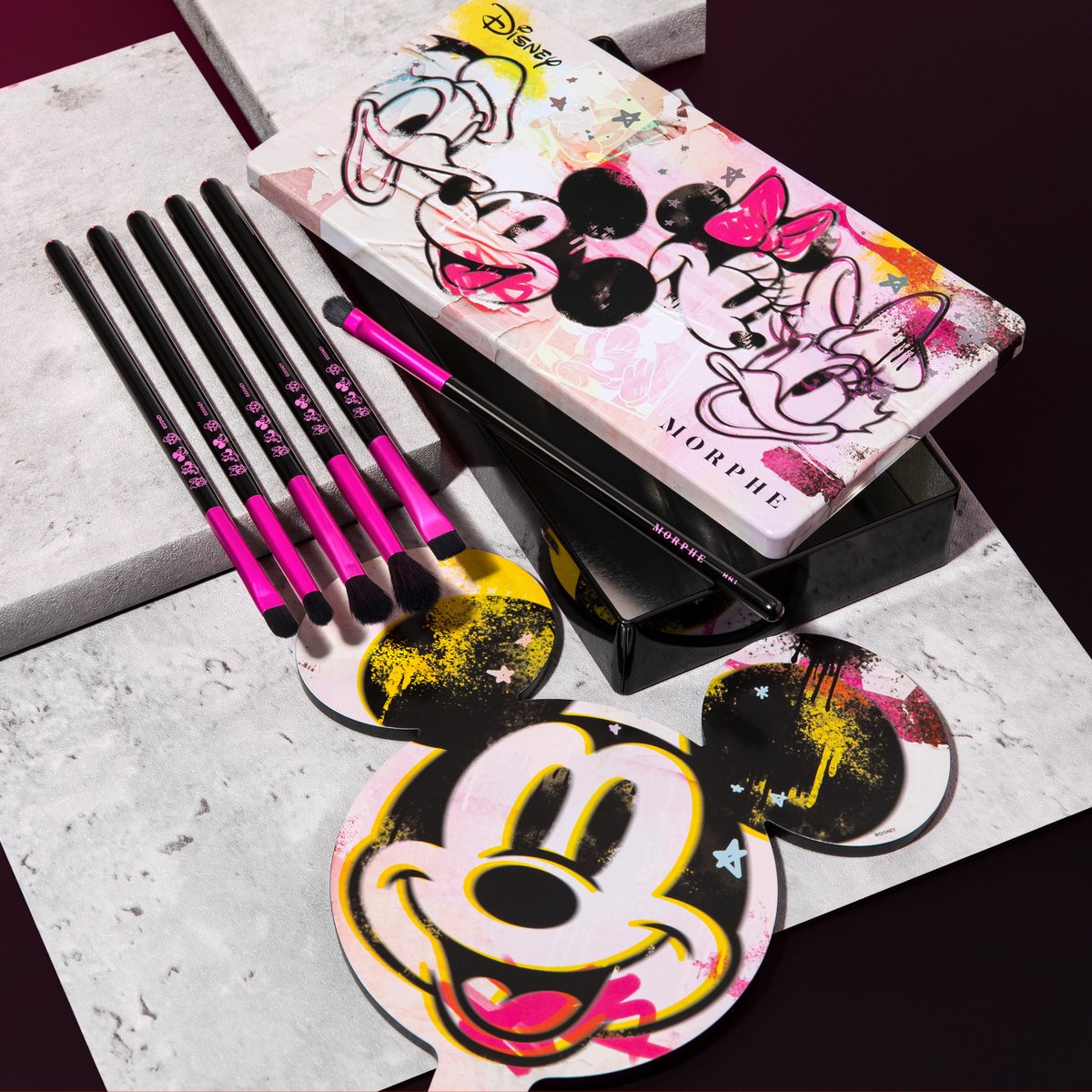 MorpheBrushes's tweet photo. We’re all eyes—AND EARS.
Tag us in your best #MickeyandFriends look using this boundary-breaking collection for a chance to be reposted!
Available now at Morphe + online at https://t.co/gdaSeWOYyc. Launching in the EU & UK 11/12 🎊
#TruthBeBold #MorpheMickeyandFriends https://t.co/uZ3ngDSNkd