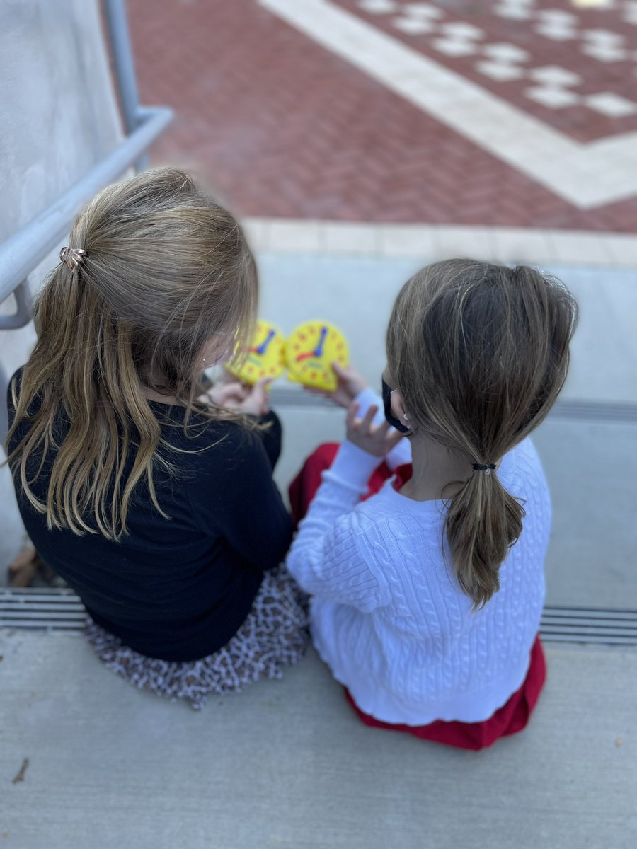 A beautiful day for some outdoor “clockwork” ⏰ #inquirers #thinkers