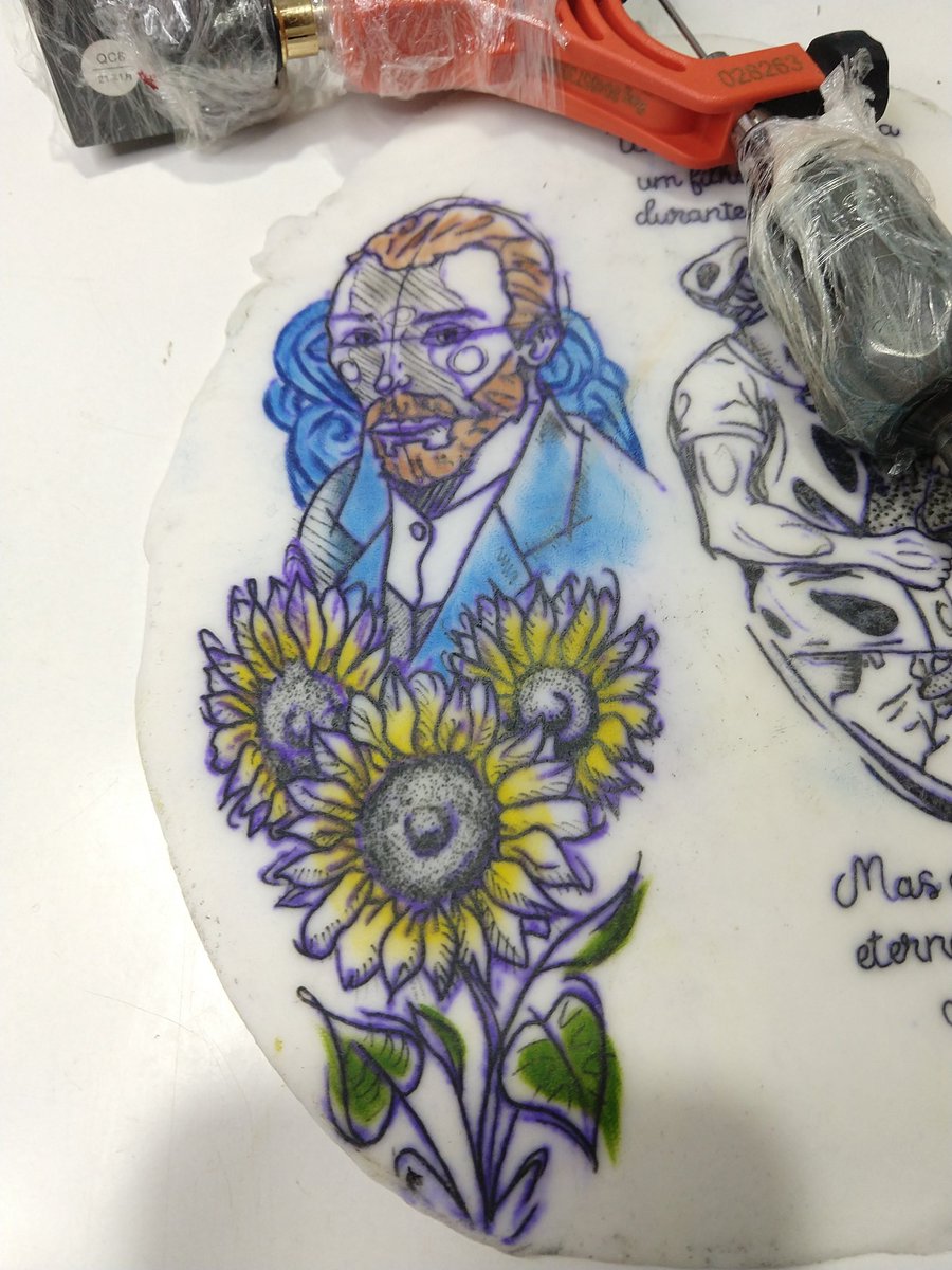 Cezargdraw's tweet photo. Uma das artes que mais gostei de fazer
Está disponível para quem quiser tatuar
#vangogh #tattoovangogh #electrapop #arteautoral https://t.co/HVkt3umfhX