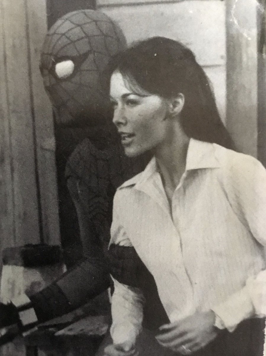 GrantDConroy1's tweet photo. @J_Cameron007 

Is this someone impersonating JoAnna Cameron here? She`d never pick that picture she hated it.. For general information JoAnna was picked as on the the most beautiful women in Hollywood in the 70`s with Sophia Loren &amp; others as stated in the HOLLYWOOD REPORTER. https://t.co/Nh7T1KCHYb