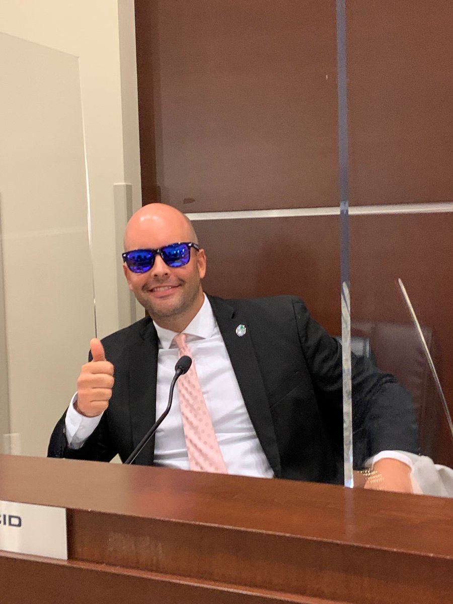 305Mosquito's tweet photo. #WorthyWednesday: yesterday our @DSWMDirector Mike Fernandez spoke about the @MiamiDadeSWM neighborhood cleanup campaign, & it was unanimously approved by @MayorMannyCid & the @MiamiLakesNews Town Council. Discarded items can breed #mosquitoes, so #LetsCleanThingsUp! https://t.co/by5LfTXVO4