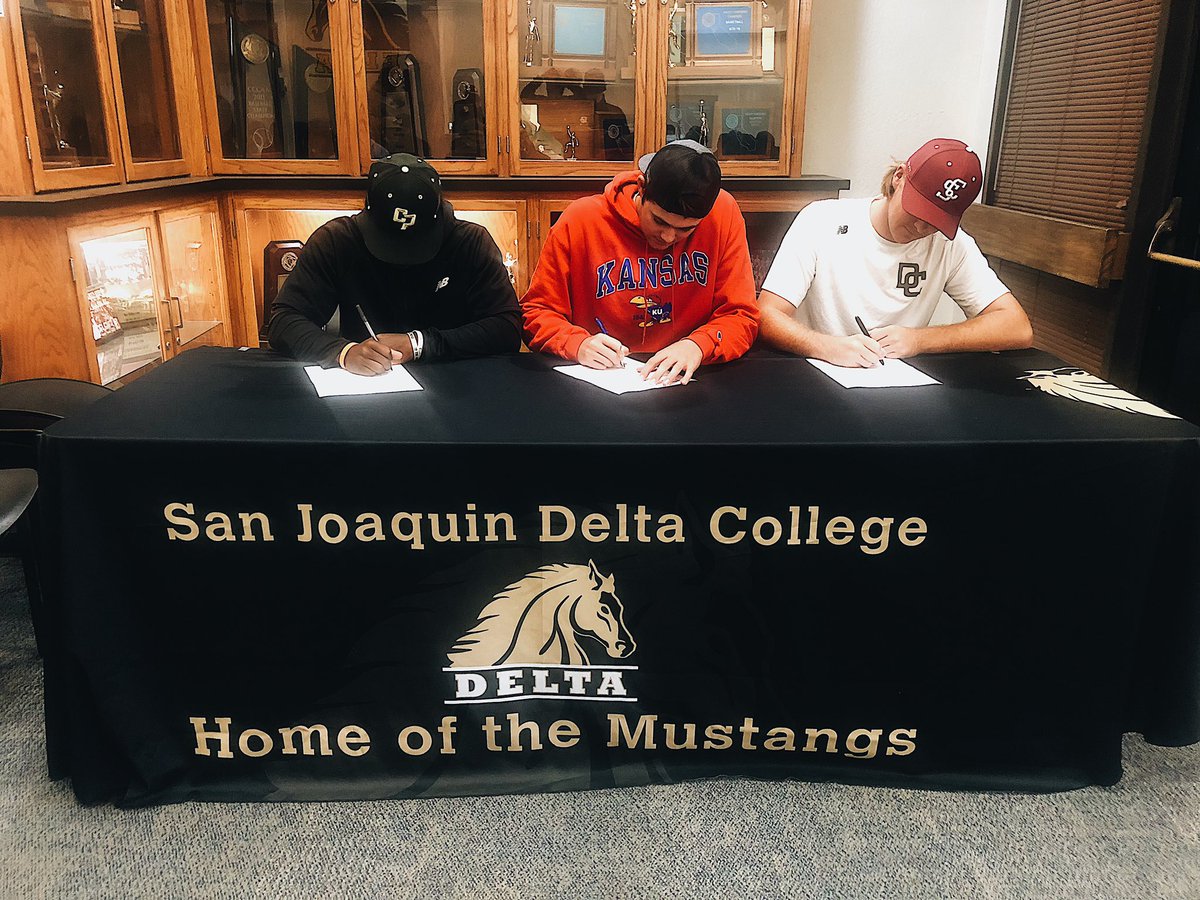It’s official! <a href="/SJDCBaseball/">San Joaquin Delta College Baseball</a> <a href="/SCUBroncos/">Santa Clara Broncos</a>