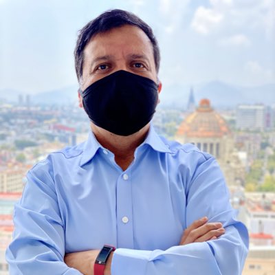 #NuevaFotoDePerfil No bajemos la guardia, hay que seguirse cuidando. 
<a href="/LaydaSansores/">Layda Sansores</a> como <a href="/HLGatell/">Hugo López-Gatell Ramírez</a>, es muy irresponsable al decir que el #cubrebocas "ya es opcional".