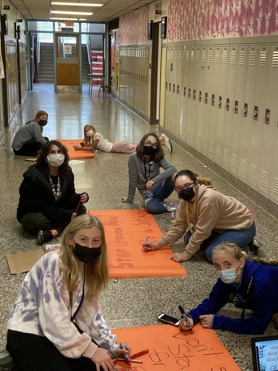 Beth Mullins tweet media