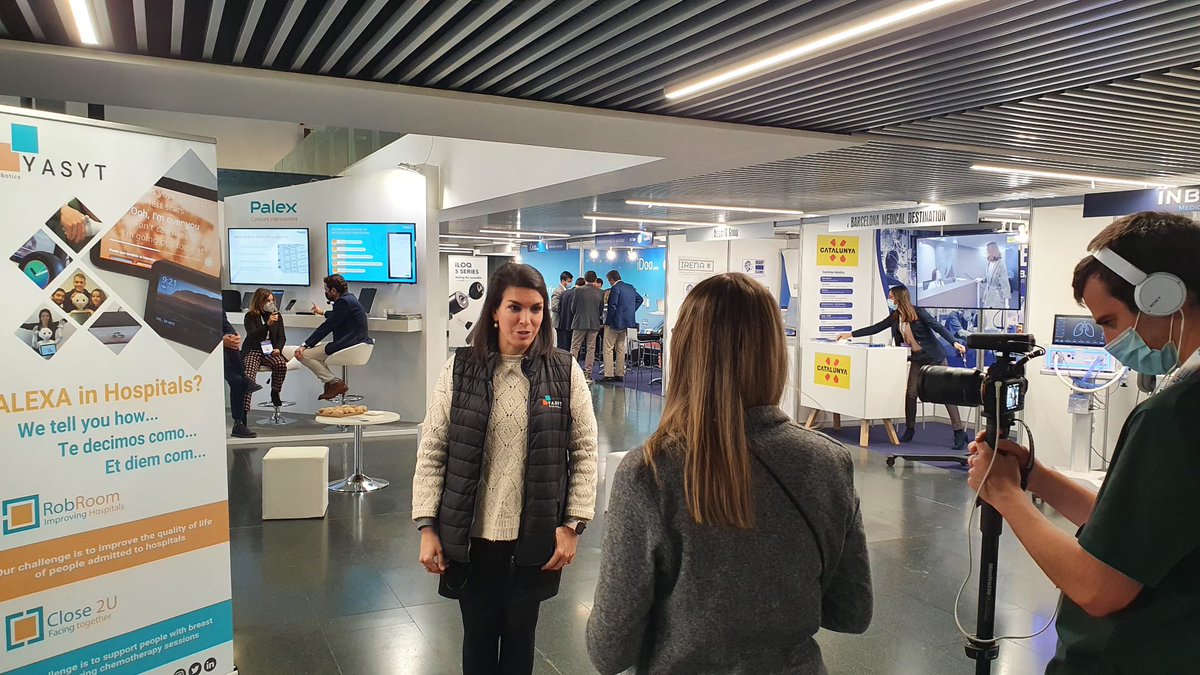 RoboticsYasyt's tweet photo. 📸 Os dejamos algunos de los momentos que hemos podido capturar durante la jornada de hoy en el MAP+, donde hemos presentado los proyectos #RobRoom y #Close2u.
#IHFBarcelona2021
@uchcat @IHF_FIH @nuriainfiesta @JL_Infiesta https://t.co/TFZKD1LWMQ