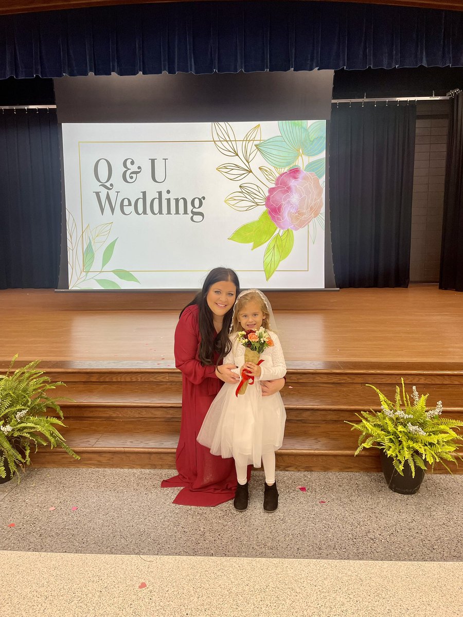 TaylorBocook's tweet photo. ABC Bootcamp and the wedding of Q &amp; U made for a busy and fun short week in Kindergarten! 🪖🔠👰🏼 https://t.co/nJE75ScAb5