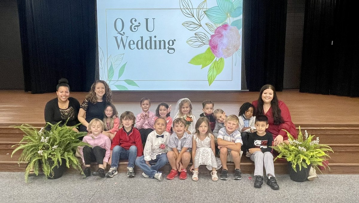 TaylorBocook's tweet photo. ABC Bootcamp and the wedding of Q &amp; U made for a busy and fun short week in Kindergarten! 🪖🔠👰🏼 https://t.co/nJE75ScAb5