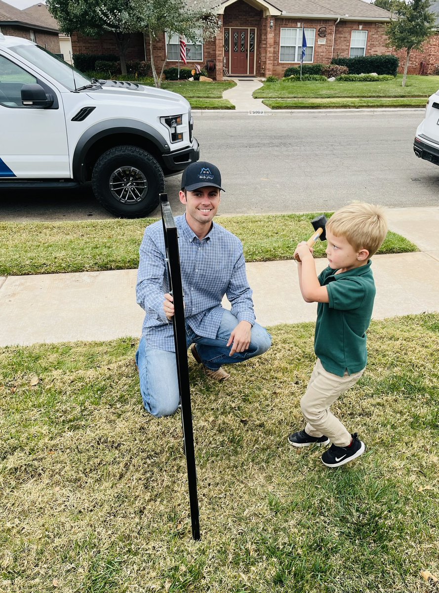 MilestoneRealt8's tweet photo. Watch out world!!! He may be a Milestone Mini now, but before you know it he’ll be an agent!!! 🤩
•••
#realestatelubbock #lubbockrealtors #lubbockhomesforsale #forsaleinlubbock #realestate #MilestoneRealtyGroup https://t.co/uVWT5P9O0V