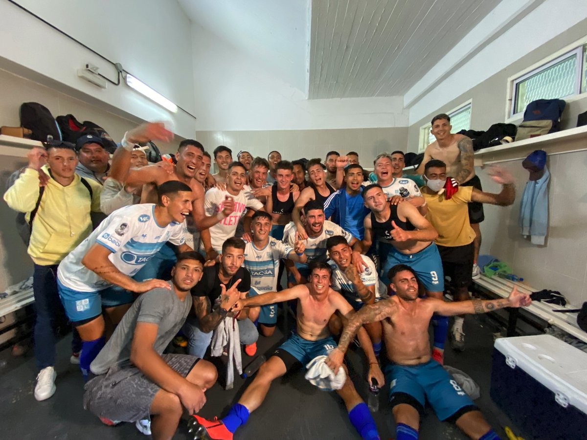 LiniersOficial's tweet photo. 🤩 Vestuario campeón 🤩 https://t.co/jrqtVmAfq4
