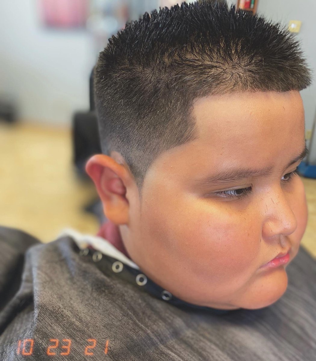 EvryoneH8sChris's tweet photo. No bad days here & I mean that when I tell ya.
๐๐โ๏ธ
#mesabarber #arizonabarber #barbers #barbersinctv #azbarber #azbarbers #nationalbarbersassociation #barberology #arizonabarbers #barber #barbergang #andisclippers #babyliss4barbers #wahlclippers
#cremocompany https://t.co/n83vGTvTqt