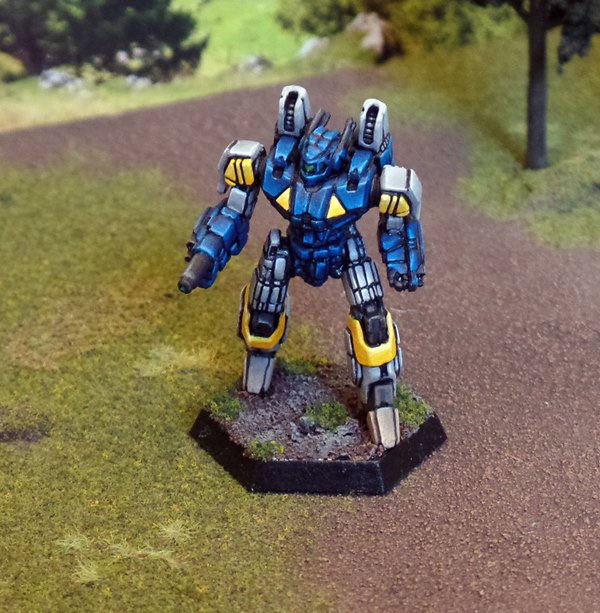 camospecs's tweet photo. Here's a beautiful #PhoenixHawk from the popular mercenary unit #CrescentHawks. It was painted by CSO Jal Phoenix.
@catalystgamelab #battletech
https://t.co/L9J5stjHjh https://t.co/6JiqGEHNHM
