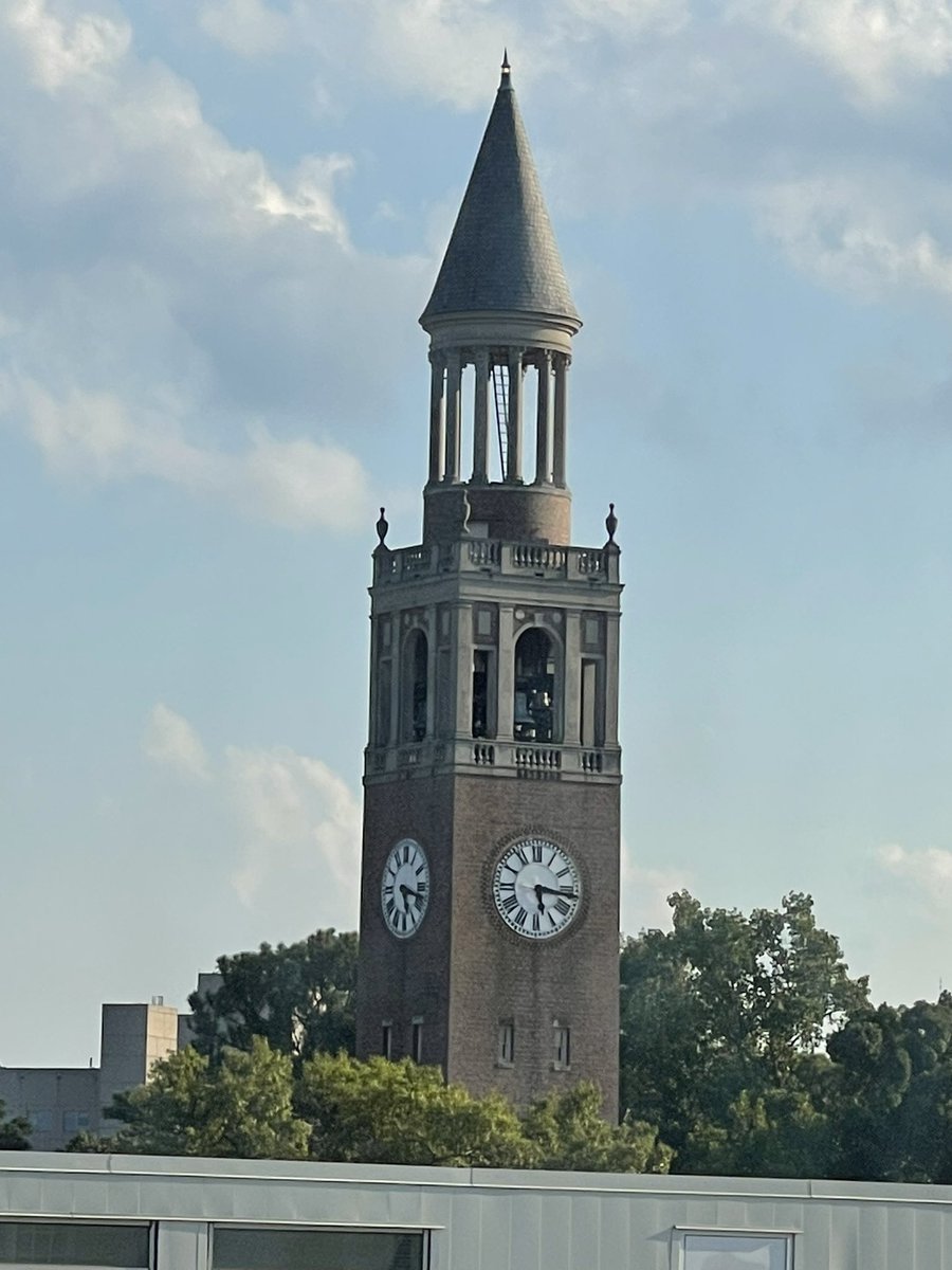 WayneGoodwinNC's tweet photo. Tonight’s my next-to-last class in my @UNC @unciop  seminar series re Politics &amp; Public Service. Topic:  Peaks, Peakfalls, &amp; Lessons from my career. Live 6pm via Zoom: https://t.co/DeUOjTbLoI Or attend live at UNC-Chapel Hill in Greenlaw #305 (masks required). #ncpol @DiPhi @ydnc https://t.co/RCJ6S75F2k