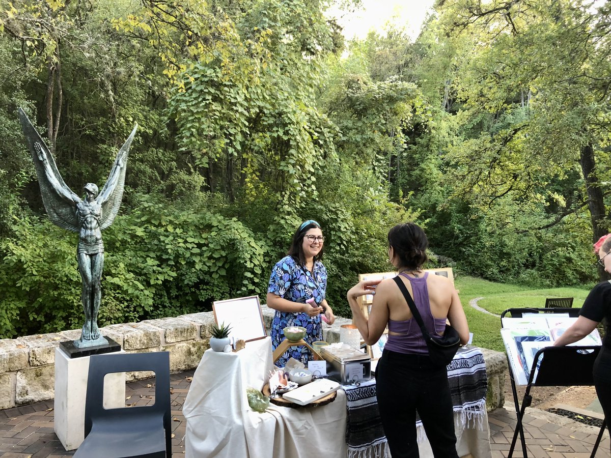 Calling all business owners! We're looking for all kinds of artists, makers, and creators to set up a table and sell works at our Winter Market on Dec 1! Whether you sell art, food, clothing, or anything in-between, we'd love to have you. Email info: programs@umlaufsculpture.org