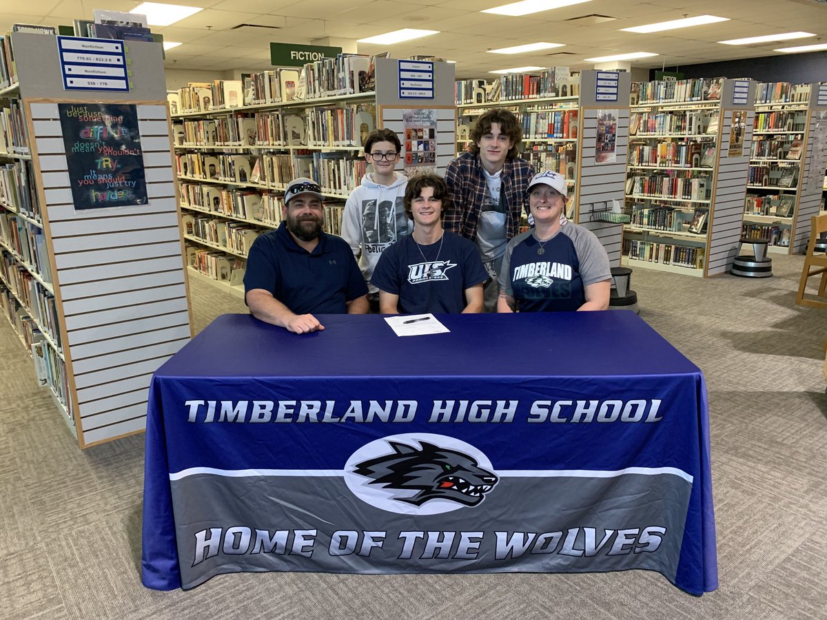 thsactivities's tweet photo. Congrats to Anthony Fumagalli for signing to play Baseball at the University of Illinois Springfield! https://t.co/DimBiAMFVA