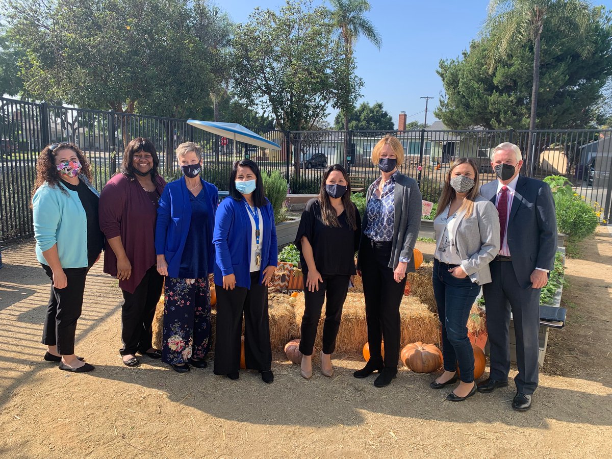 Check out the “coolest pumpkins in the patch!” 🎃 Thanks @hiltonfoundation for visiting our campus today and learning about how Educare is equity in action. Thanks <a href="/HeadStartLBUSD/">LBUSD Head Start</a> leadership, advisory board members, &amp; staff for your commitment to young children &amp; their families
