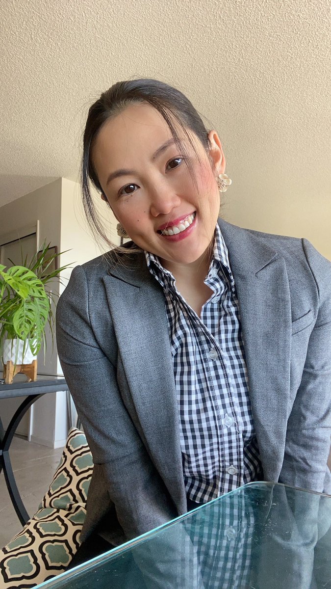 piangfa's tweet photo. You wanna sell your house to me? 🥰 😂 gotta wear clothes to sell houses 🏡 #northbae https://t.co/hqN3AGQIgK