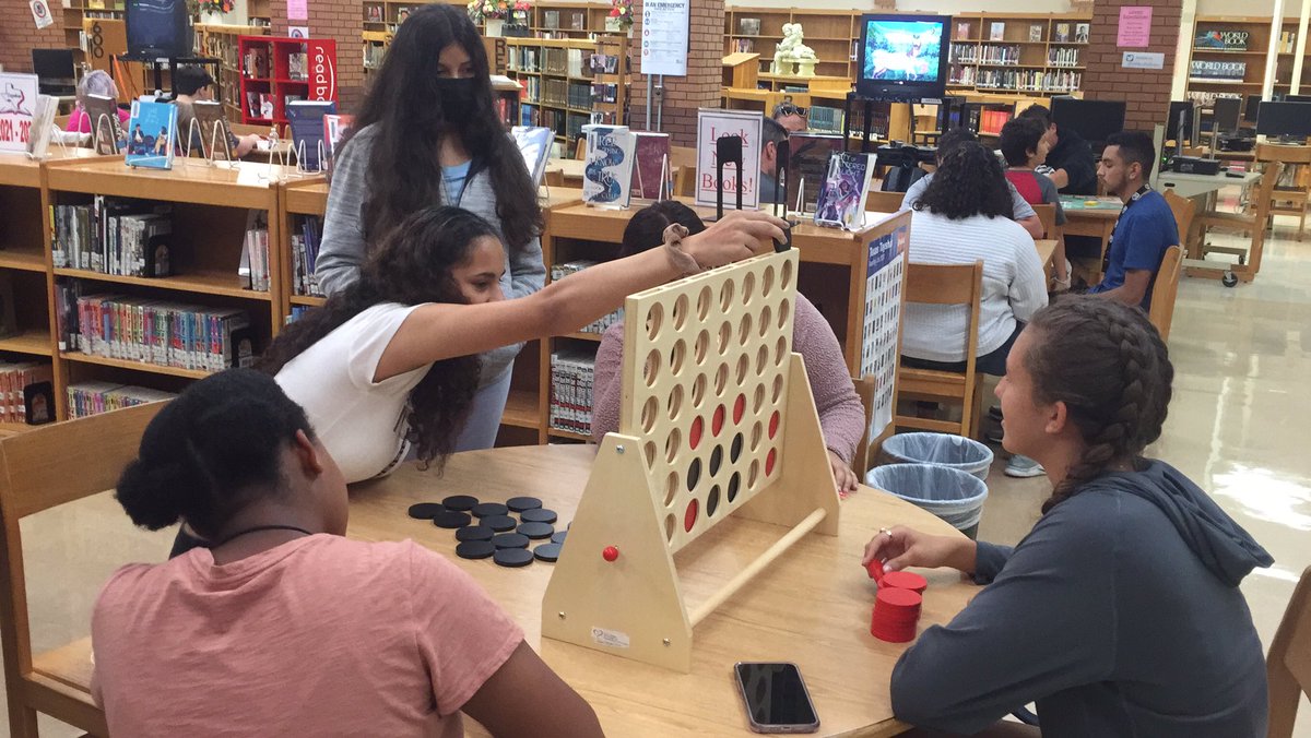 Connect Four fun! #ALAIGW #haltomgames