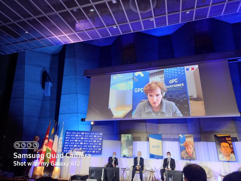 DengDYai's tweet photo. #AliceAlbright, the CEO of @GPforEducation: We will continue to press the case for increasing financing for education throughout the world. https://t.co/Jl078yEfqN