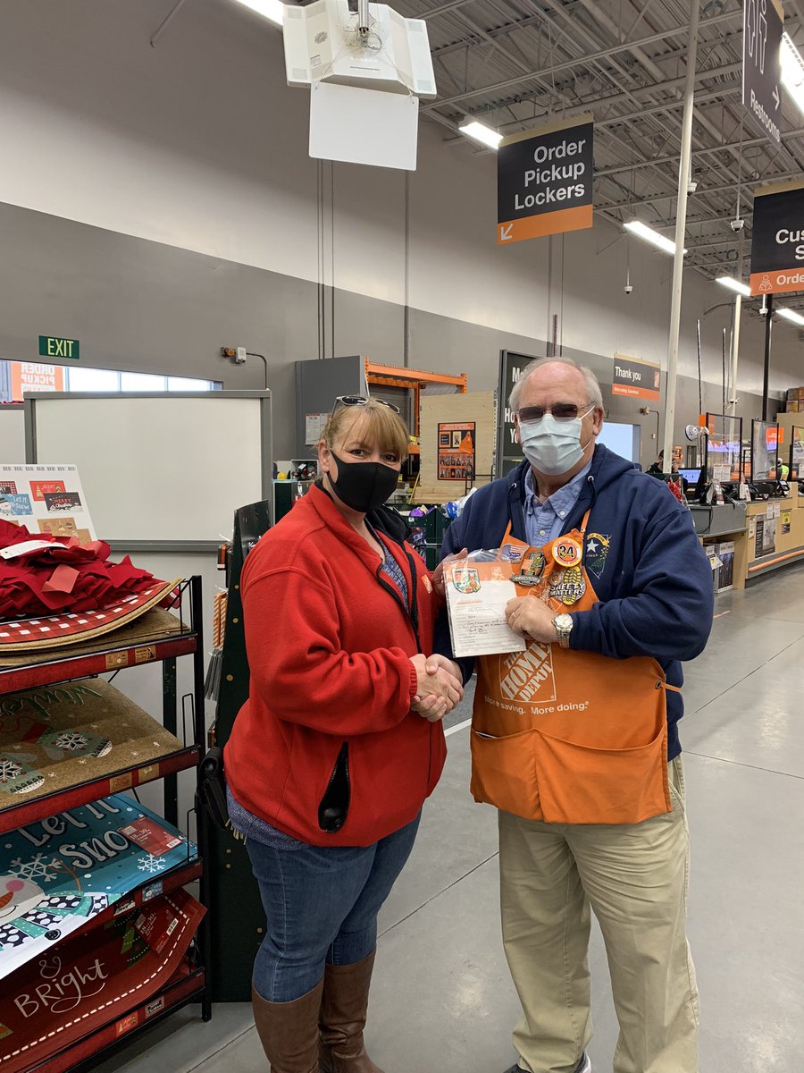 OAM Shelly Colonna noticed a U Haul van AP had put out as possibly being used by a wire thief in the Reno, Carson City area. She notified APS who was able to work with local police, identified the thief and made the arrest. Great job!