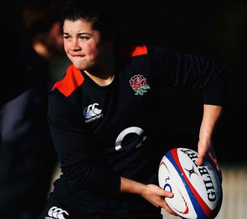 KC1school's tweet photo. Today our PE Dept welcomed England and @WorcsWarriorsW scrum half @caitymattinson Today’s focus: passing and moving into space. Super effort girls! We can't wait to see Caity again next week. #Inspired #GirlsRugby #CharacterAcademy https://t.co/yVFYNPf9LT