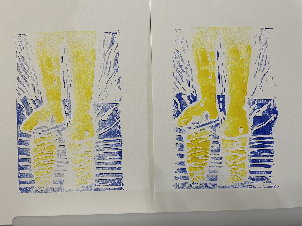 Meg_G_author's tweet image. The #inktober prompt for October 25th was #splat and who can resist some #yellow #boots ?

#inktober2021 #inktoberchallenge￼ #inktober2021day25 #inktober2021splat #rainyday #puddles #puddlejumping #wellies #linocut #linoprint #linocutprint