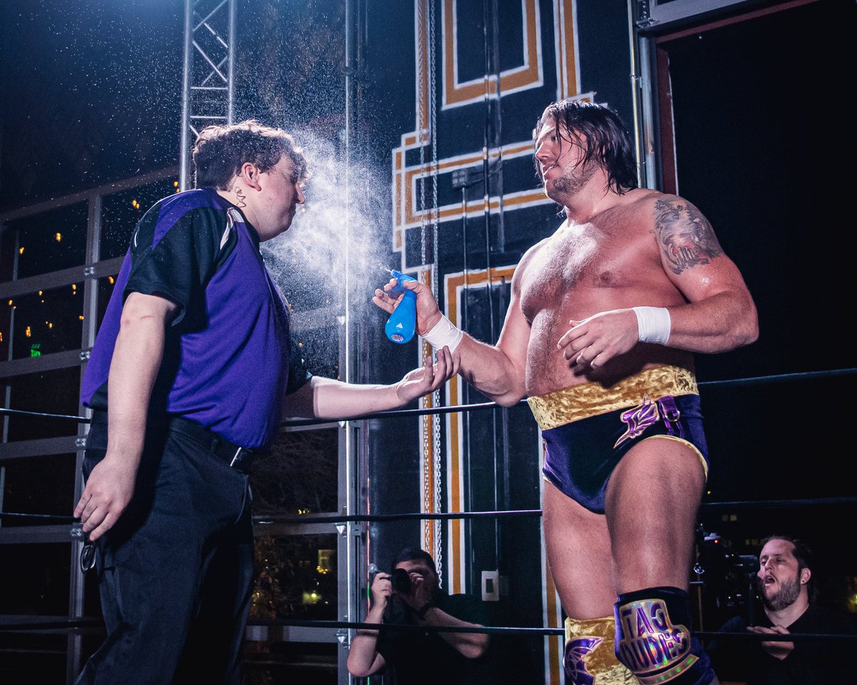 YadenRMP's tweet photo. #40IsMyMonday
Here, cool off.
Credit @timmelnykphoto IG
.
#rmp #prowrestling #twitch #rmpsummit #tagdudes #tagteamwrestling #ovw #aswarm #cxe #gruntstyle https://t.co/yRpQ76RF4r
