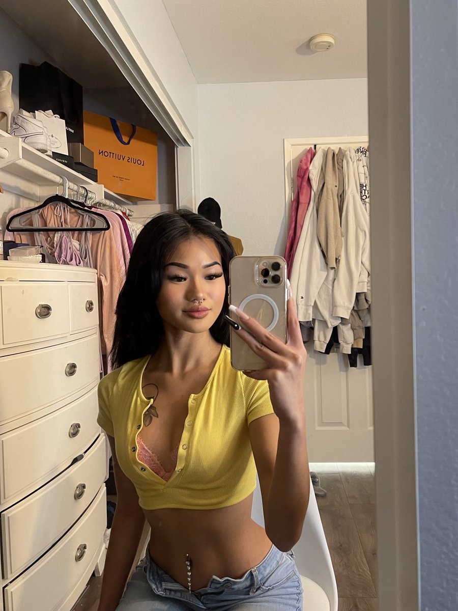 𝕣𝕙𝕪🌺 tweet media