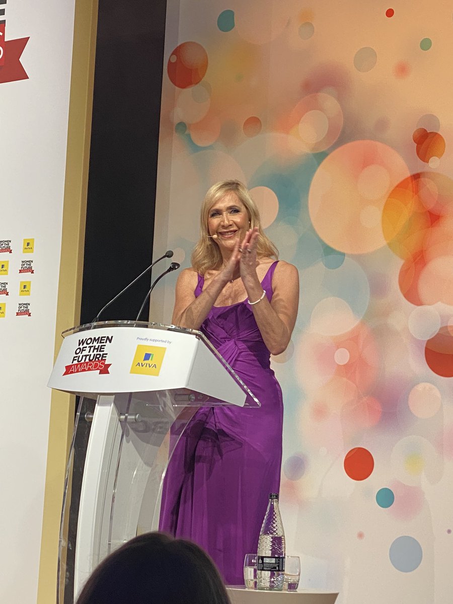 .<a href="/TaniaBryer/">Tania Bryer OBE</a> on 🔥 tonight 🙌🙌 #WOF2021
