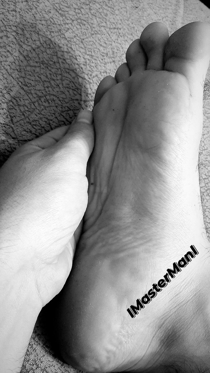 Bu tozları dilinizle temizleyeceksiniz..
#sanalköle #sanalkole #sanalenayi #sanalkeriz #sanalköpek #sanalkopek #kölesanal #kolesanal #sanalseans #seanssanal #ayakfetişi #bacakfetişi #ayakshow #ayakkölesi #çorapfetişi #naylonfetişi #humuliation #aşağılama #köle