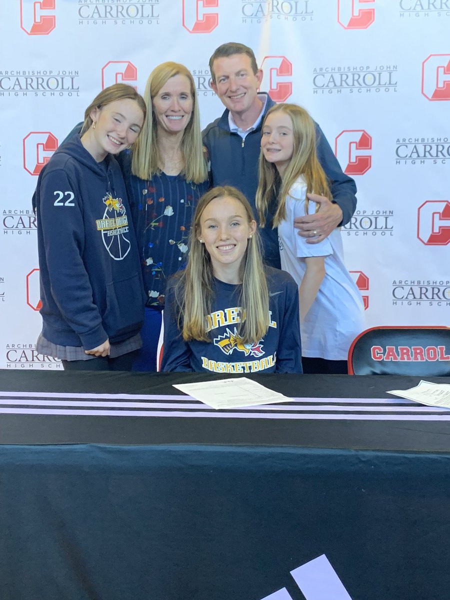 🏀 Congratulations to our seniors <a href="/_grace_oneill/">Grace O’Neill</a> and <a href="/maggie_grant44/">Maggie Grant</a> on #NationalSigningDay 🤩 <a href="/DrexelWBB/">Drexel Women's Basketball</a> <a href="/novawbb/">Villanova WBB</a>