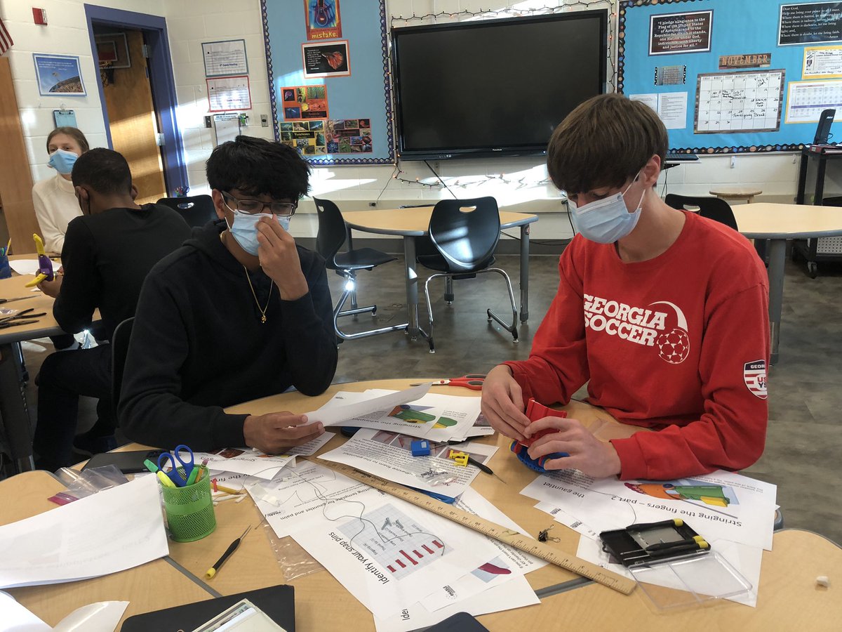 Walker Robotics tweet media